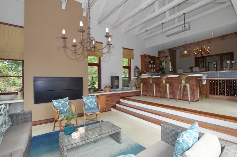 5 Bedroom Property for Sale in Kanonberg Western Cape